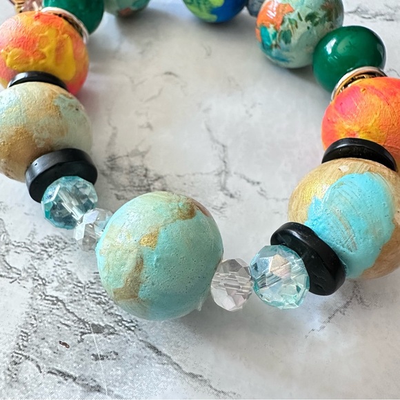 Artisan Handmade Multicolor Beaded Bracelet hand painted with handcrafted charms - Picture 7 of 10